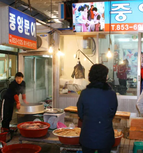 6시내고향 문어 안동 신시장의 자존심 중앙문어, 전국 배송으로 즐기는 쫄깃한 품격