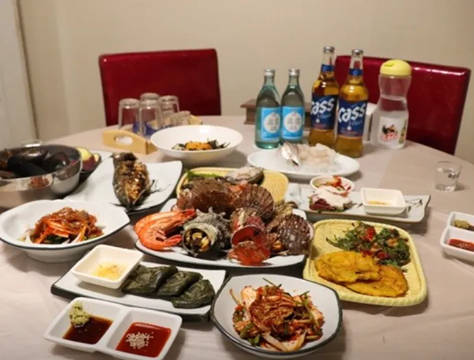 6시내고향 통영 다찌 1인 이용 가능한 통나무 다찌 위치 및 메뉴 구성 총정리